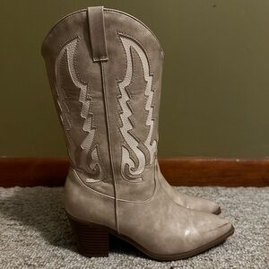 Altar’d State Kylan Heeled Cowgirl boots